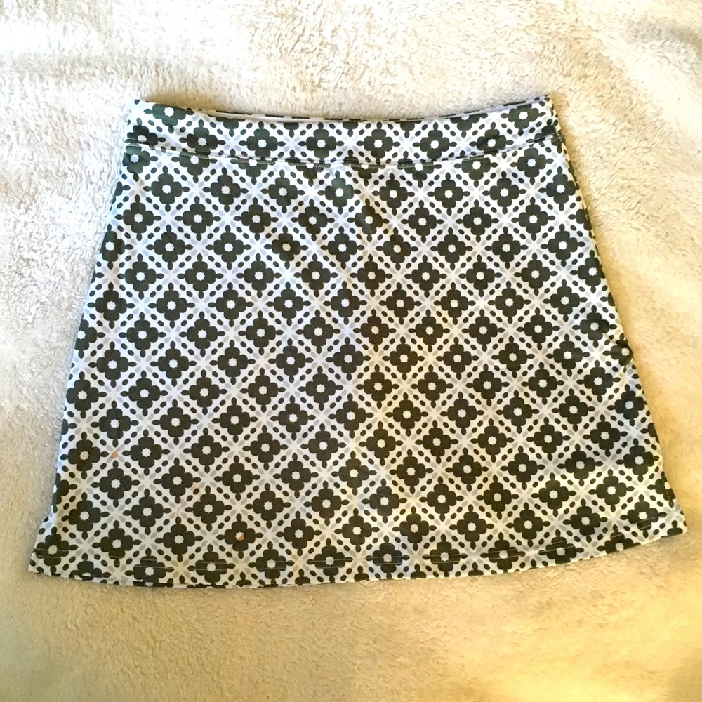 Athletic Skort by Ekouaer, Size M, NWOT performance activewear